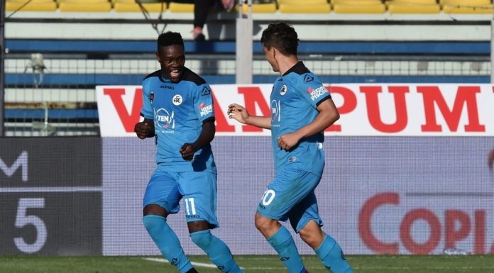 Il Parma rimonta due gol e pareggia 2-2 contro lo Spezia