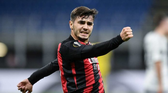 Il Milan vola anche in Europa, tris allo Sparta Praga