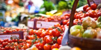 Consumi famiglie in calo del 10,7% in eurozona nel II trimestre