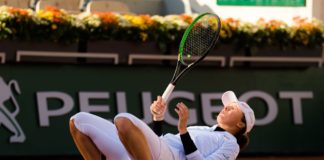 Swiatek regina a Parigi, Kenin si arrende in due set