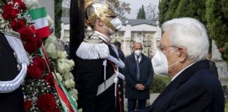 Mattarella “No egoismi, unire le forze per combattere la pandemia”