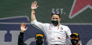 Hamilton vince a Imola, 7° titolo costruttori Mercedes