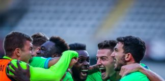 Lazio corsara, ribalta il Torino nel recupero e vince 4-3