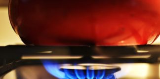 Energia, allacciati alla rete del metano altri sei comuni della Sardegna