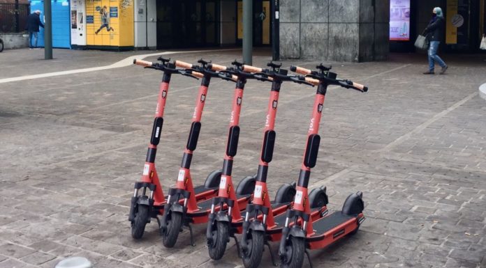 A Milano i monopattini di “Voi” gratis per gli operatori sanitari