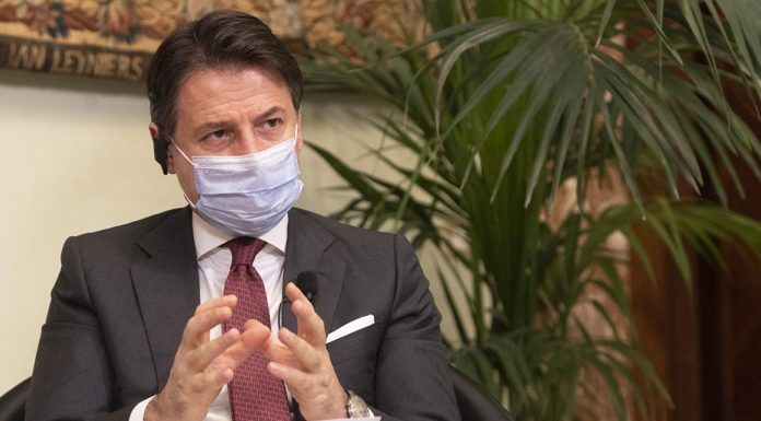 Conte “Stiamo finalizzando il decreto ‘Ristori bis'”