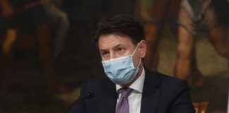 Ok Camera a scostamento, Conte “Avanti con dialogo”