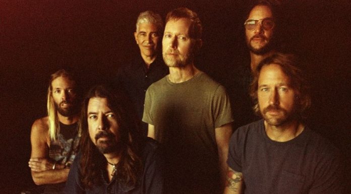 I Foo Fighters tornano sul palco, 14/11 diretta streaming concerto