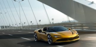 Ferrari SF90 spider. La più potente supercar di gamma a tetto aperto