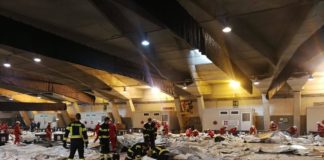 Coronavirus, Protezione civile Trentino monta ospedale da campo a Torino