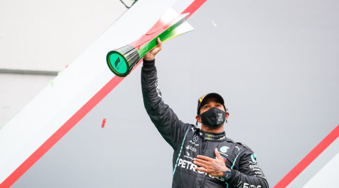 Hamilton trionfa al Gp di Turchia, settimo titolo mondiale in carriera