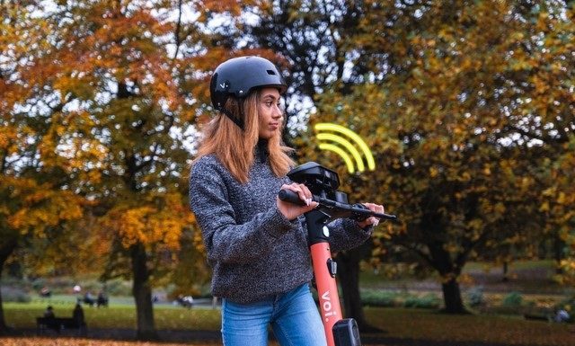 Monopattini con Intelligenza Artificale per proteggere i pedoni