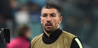 Altra tegola per l’Inter, Kolarov positivo al coronavirus