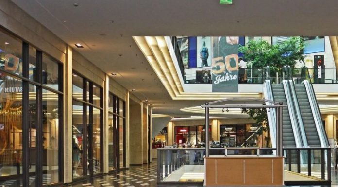 Allarme sui consumi, -8,1% a ottobre