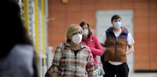 Oltre 6 italiani su 10 temono di entrare in contatto con il Covid