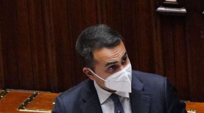 Di Maio “Discutere ingresso Forza Italia in maggioranza non ha senso”