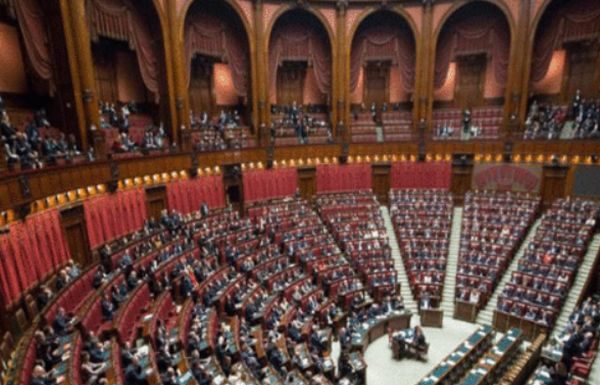 Deputati Forza Italia Carrara, Ravetto, Zanella passano alla Lega