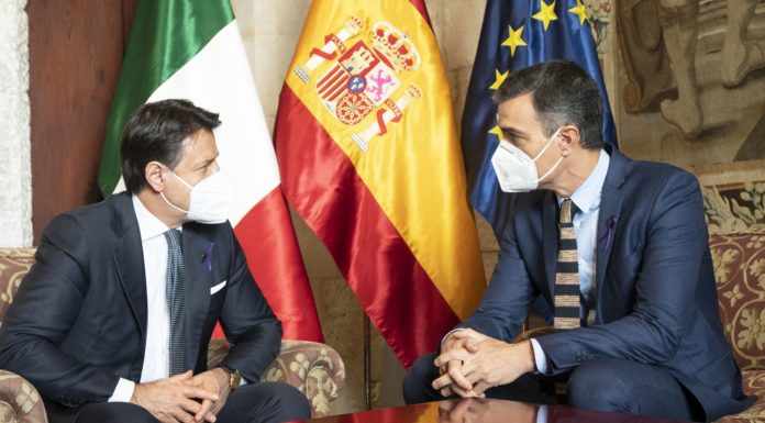 Conte “Coordinamento con l’Ue sulle misure per il Natale”