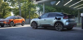 Citroen presenta nuova C4 e nuova e-C4 100% electric