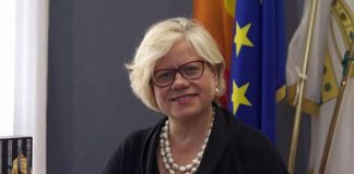 Puglia, Loredana Capone prima donna presidente del Consiglio regionale