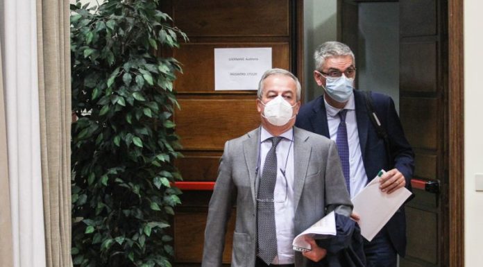 Iss, curva si appiattisce ma a Natale no spostamenti