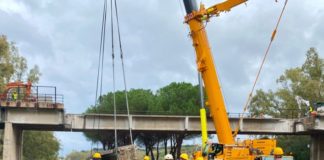 Demolito il primo dei due cavalcavia dell’autostrada Messina-Palermo