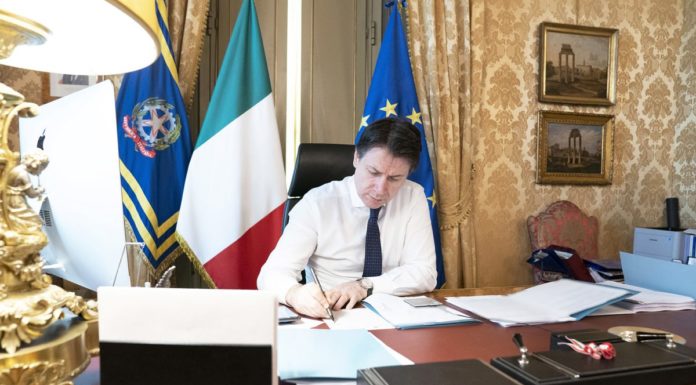 Conte “Sul Recovery Fund coinvolgeremo tutto il Parlamento”