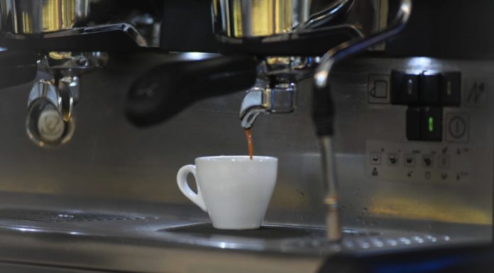Gli italiani e il caffè, per 8 su 10 uno dei piaceri della vita