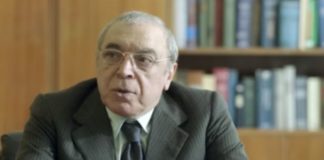 Frassica compie 70 anni “Ho conquistato il pubblico con la comicità surreale”