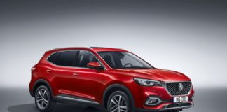 Il brand MG torna con il nuovo SUV EHS Plug-in hybrid