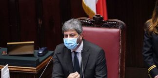 Fico “M5S e maggioranza hanno il dovere di sostenere Conte”