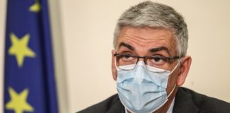 Brusaferro “sarà ‘Natale Covid’, meno siamo e meglio è”