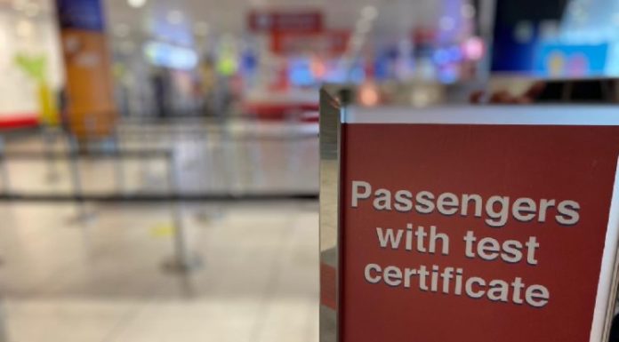 Covid, all’aeroporto di Palermo tamponi rapidi anche per chi parte