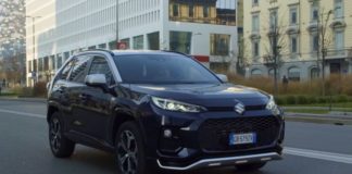 Suzuki presenta il suv Across Plug-in