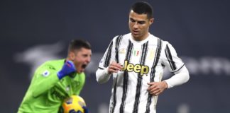 Freuler risponde a Chiesa e CR7 sbaglia penalty, Juve-Atalanta 1-1
