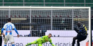 Pari Milan ma resta primo, Inter batte Napoli e va a -1