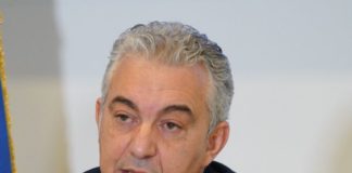 Coronavirus, Arcuri “Distribuiremo i vaccini dai più anziani in giù”