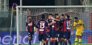 Messias trascina il Crotone, Parma sconfitto per 2-1