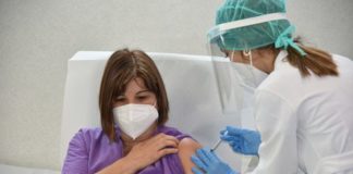 Vaccino, la Sardegna parte dal Brotzu di Cagliari con 180 operatori