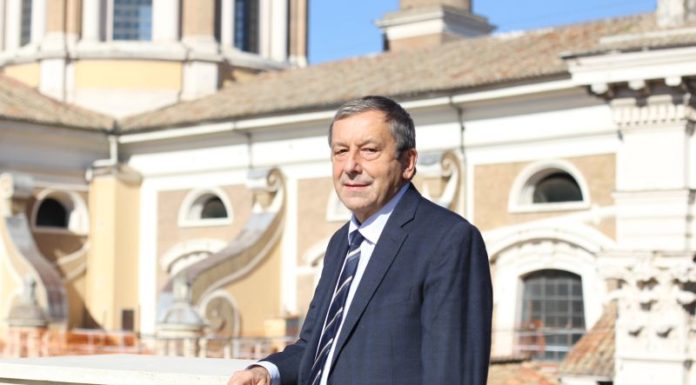 Coronavirus, Profumo “Su vaccini pronti a campagna d’informazione”