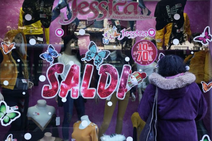 SALDI INVERNALI
SHOPPING
ACQUISTI