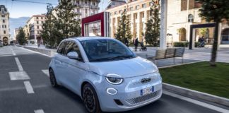 Alexa ora dialoga con la nuova Fiat 500