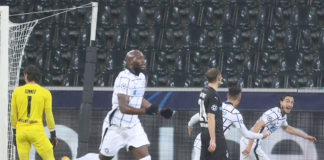 L’Inter vince a Moenchengladbach e resta in corsa