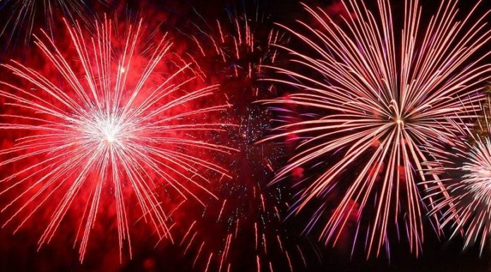 Botti Capodanno, muore 13enne ad Asti, 8 feriti a Napoli