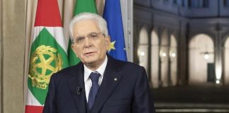 Mattarella “Vaccinarsi è un dovere”, Conte “Richiamo a coesione”