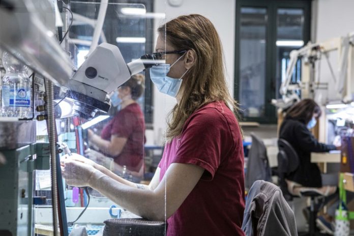 VPA VILLA PEDEMONTE ATELIER
PRODUZIONE DI GIOIELLI PER GRANDI MARCHI GIOIELLERIA INTERNAZIONALE