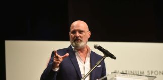 Scuola, Bonaccini “Ok a riapertura ma condivido preoccupazioni”