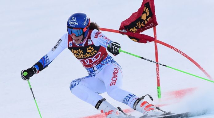 Vlhova vince lo slalom a Zagabria, Curtoni 16^