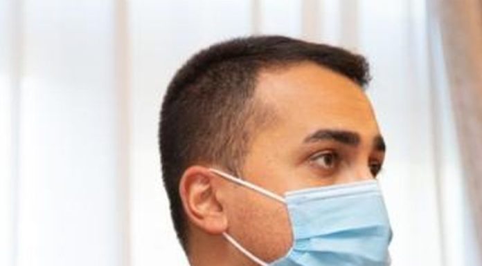 Di Maio “Le forze politiche mettano da parte le armi della propaganda”