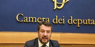 Governo, Salvini “Chi cambia idea non responsabile ma complice”